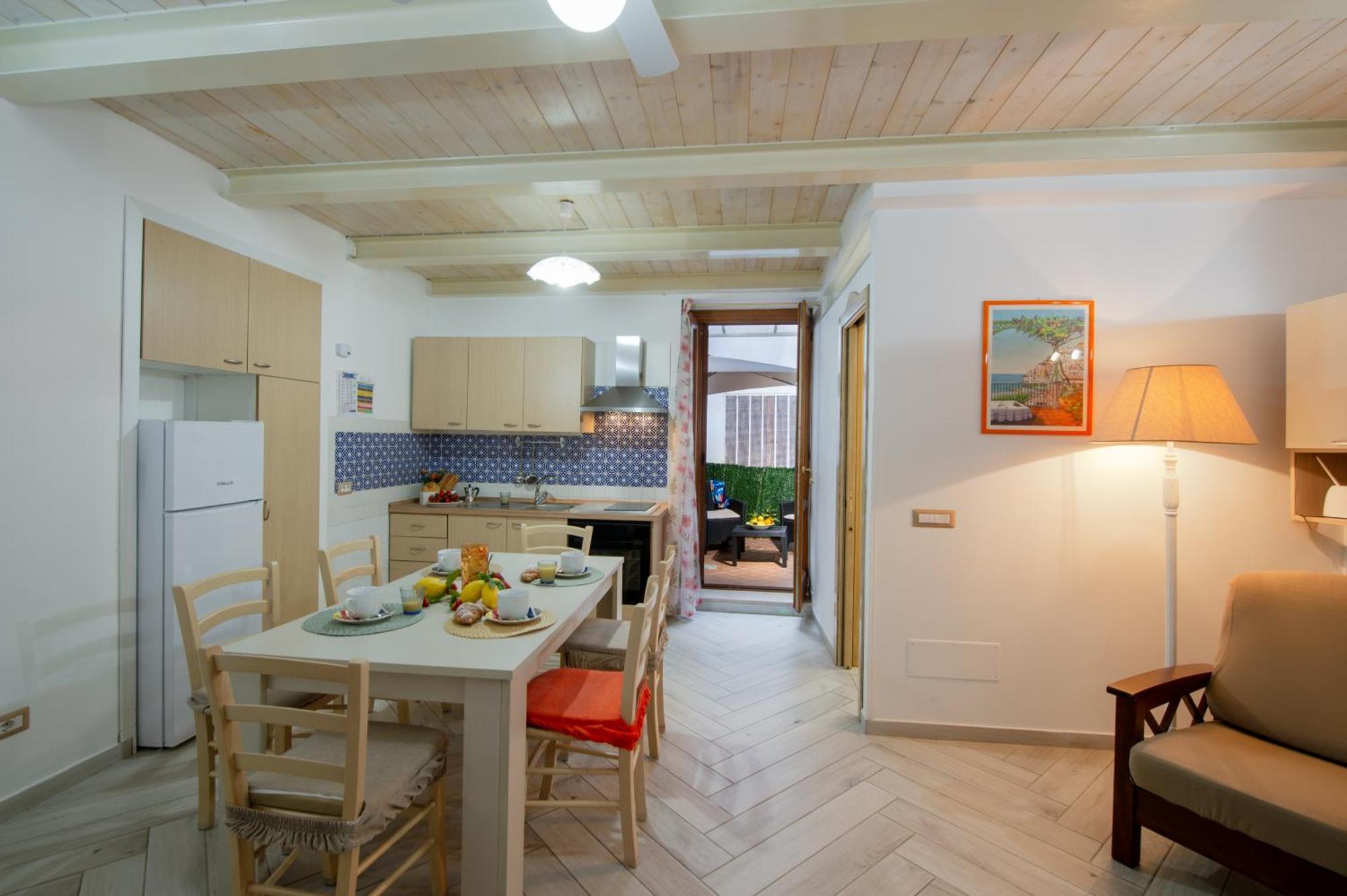 Maison Antica - One Step Away From The Sea Maiori Exterior photo